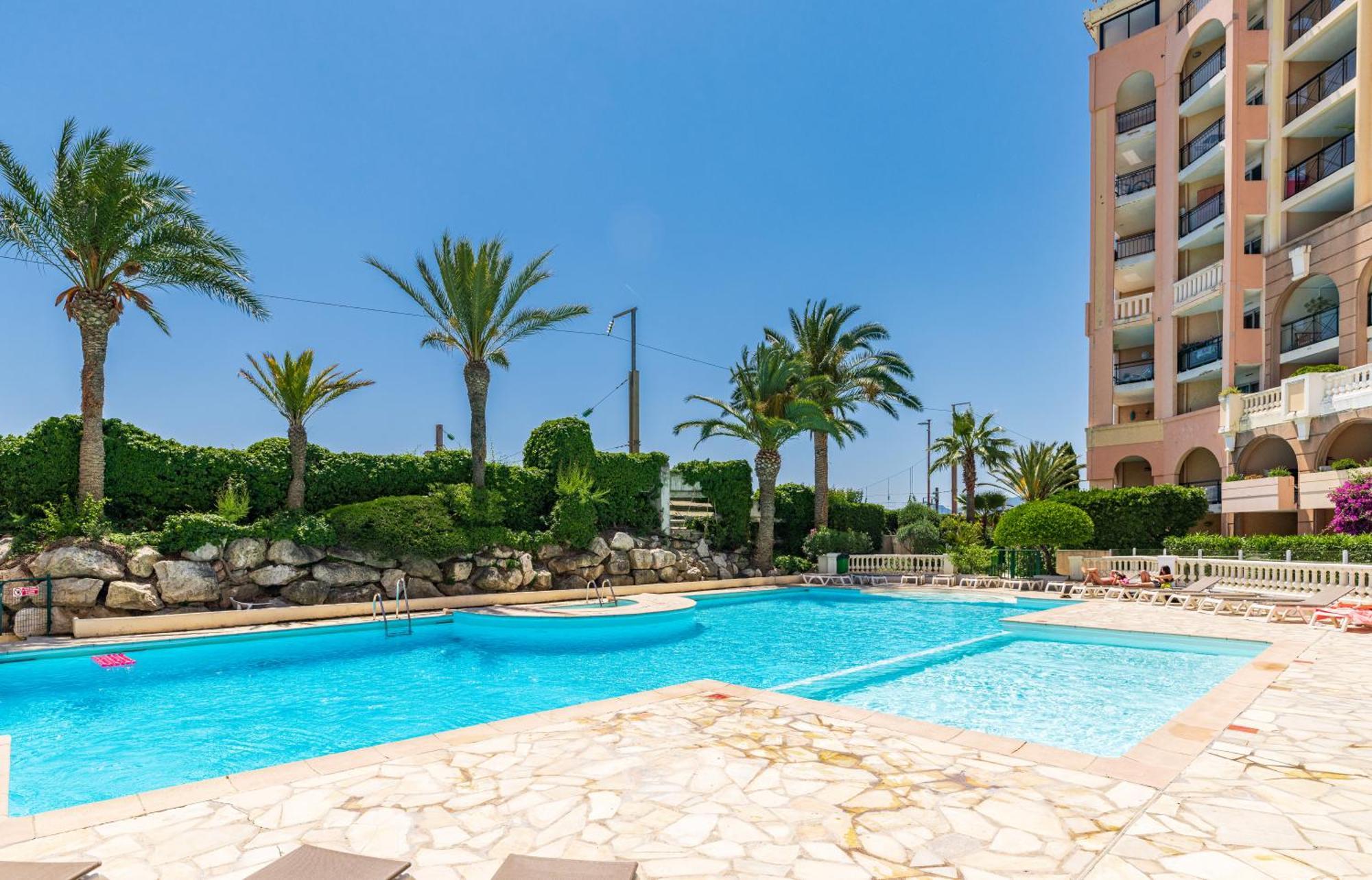 Residence La Palme D'Azur - カンヌ エクステリア 写真